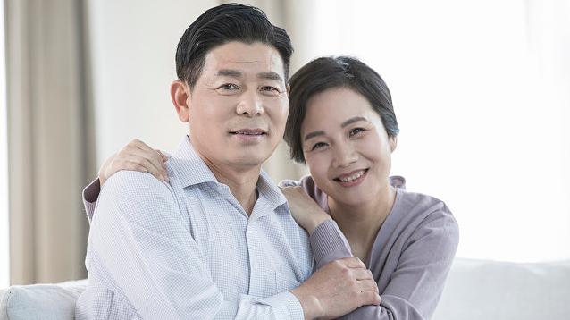 安安漫谈情感|老人有了婚外情是什么感觉？老张：既销魂，又担忧，约会就像做贼