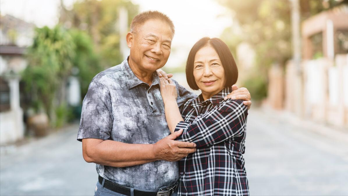 久久说情感|老人共同生活7天就散伙，阿姨：他老折腾我，大爷：夫妻就是这样