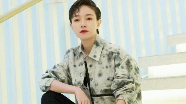 焦俊艳|焦俊艳两个月瘦20斤，被记者问及减肥方法，只回答了两个字