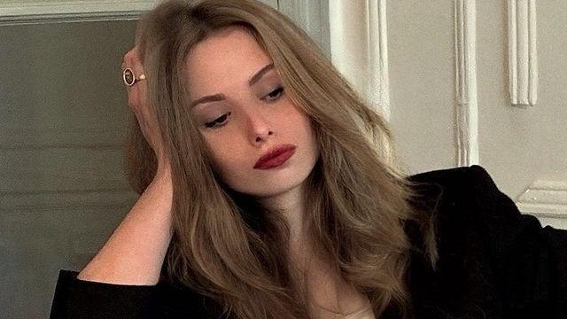 穿衣搭配 随性洒脱的美丽：法国女生这样维持她们的外型！