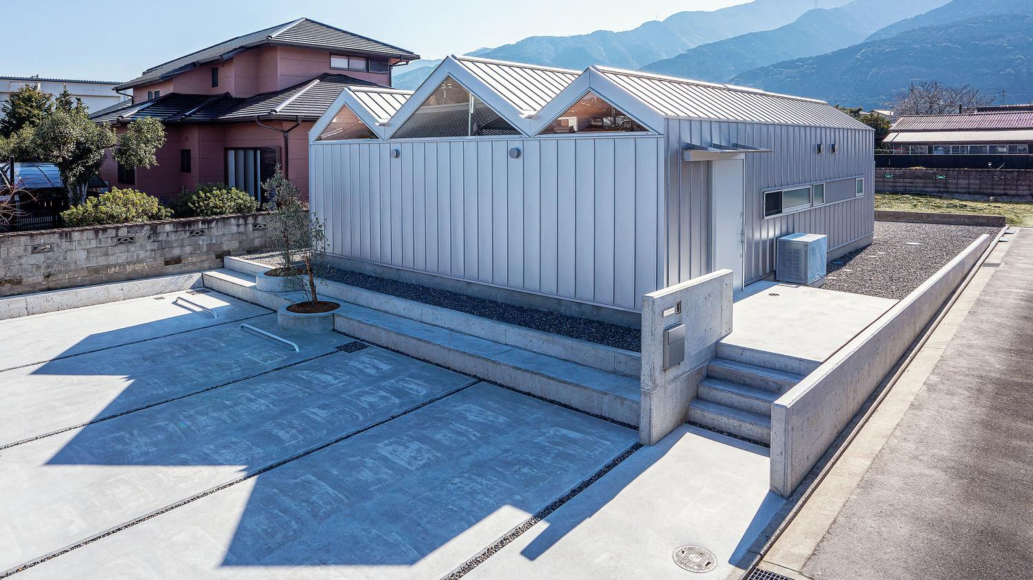 工业厂房铝镁锰金属屋面如何施工看这里