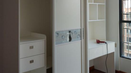 这才叫专业木工，打出来的柜子被看做定制的，邻居都跑来预约了