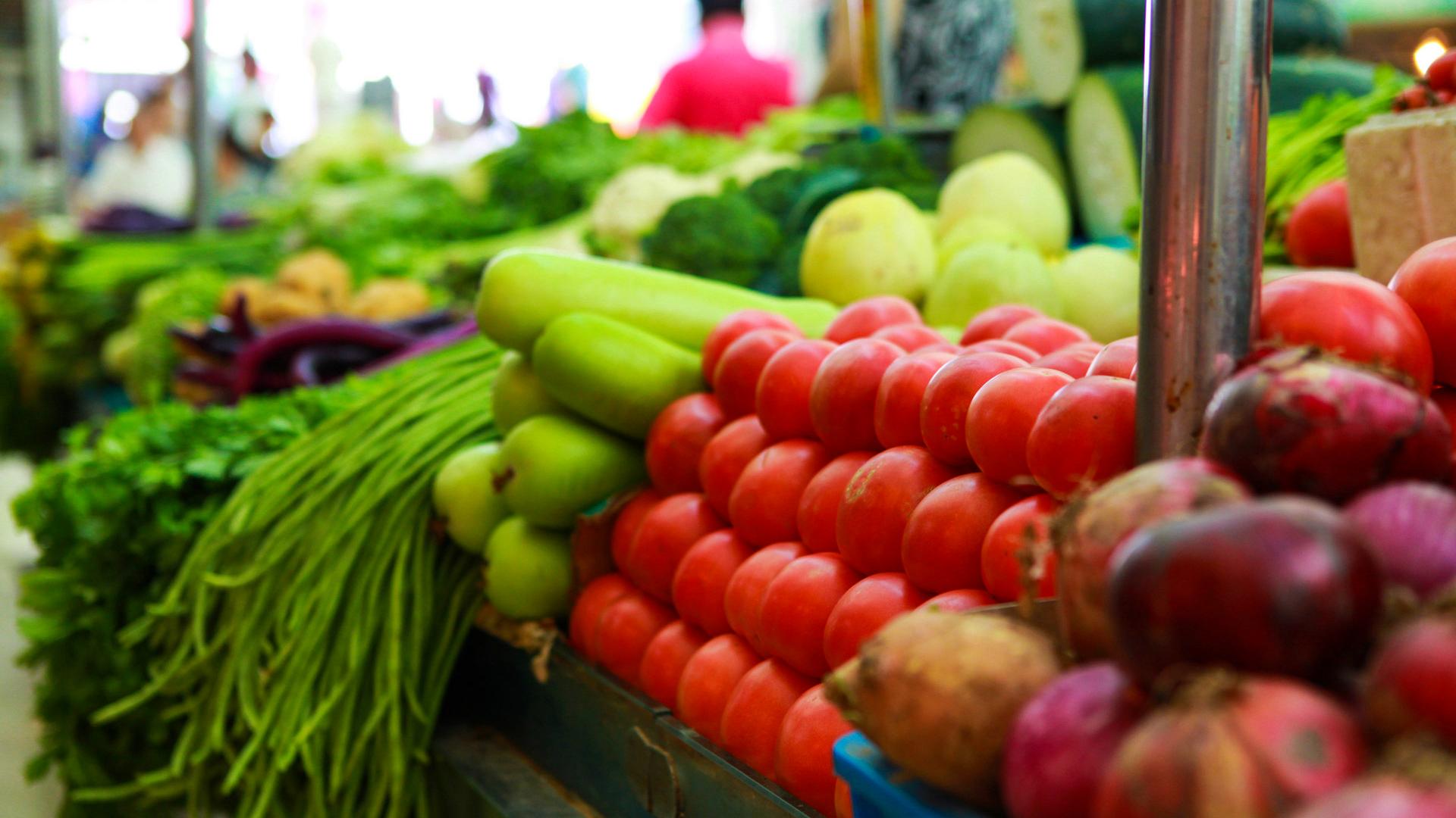 番茄|冬至后，菜场上这“4菜3果”，再爱吃也要少买，贩子自己都不吃