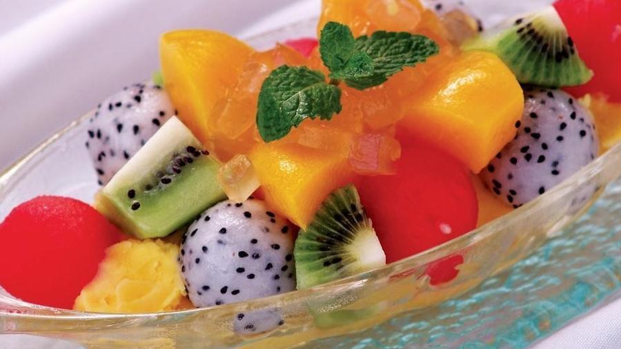 水果|街头巷尾疯传的水果捞，家中亲手制作，简单又放心