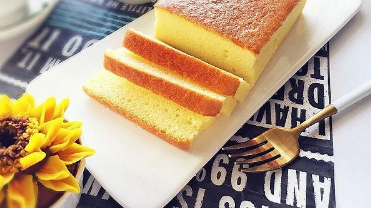 蛋糕|教你做好吃到爆炸不开裂的古早蛋糕，细腻绵软，学会不用排队买了