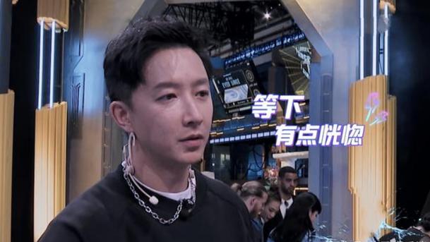 张艺兴|火锅宴上的一个细节，张艺兴的表现，撕开娱乐圈多少虚伪的遮羞布