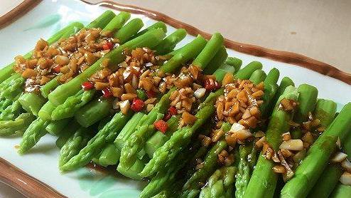 乡下一野菜堪称抗癌之王，降压、降脂，还促进减肥，价值珍贵