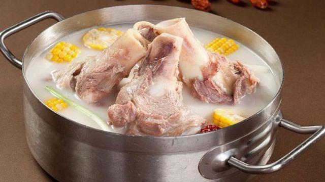 小小故事馆|7岁女童“发育”缓慢？医生：这种汤经常喝，娃脾虚积食了