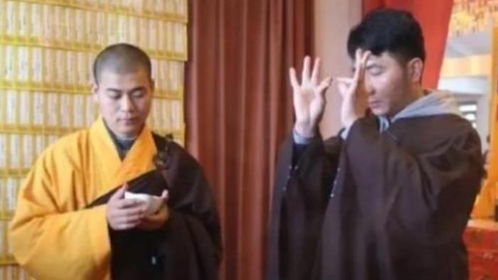 柠重呀|林生斌曾说跟小贞补拍婚纱照，为弥补老婆的遗憾，可惜对方失约了