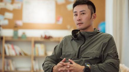爱会看见 《再见爱人》郭柯宇和章贺这个拥抱，彻底地放下