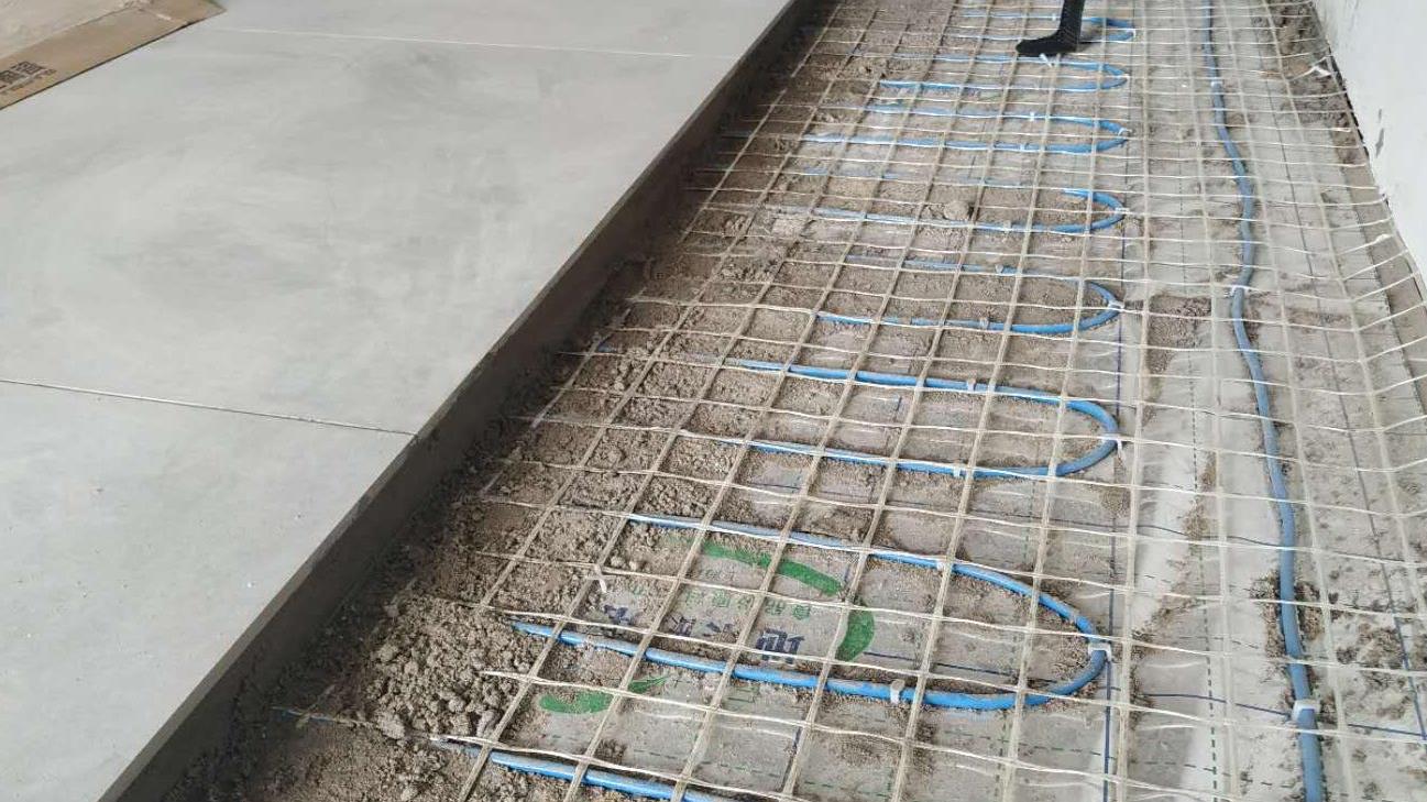 改暖气片和改地暖的费用，哪个低？很多人都错了，弄清楚再选择