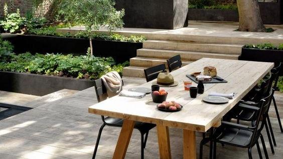 院子并非越平整越好，从这5处入手，局部改错层，不止好看还实用