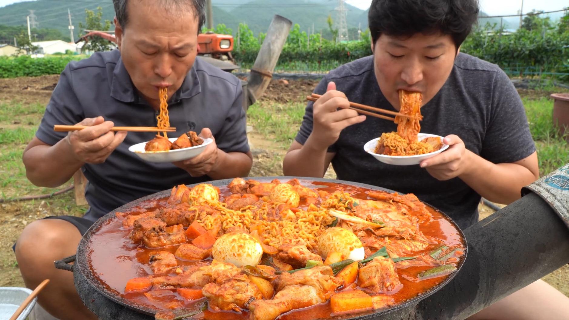 辣椒|年轻人最爱的7大“辣”美食，咋吃都不腻，就是总挨骂！