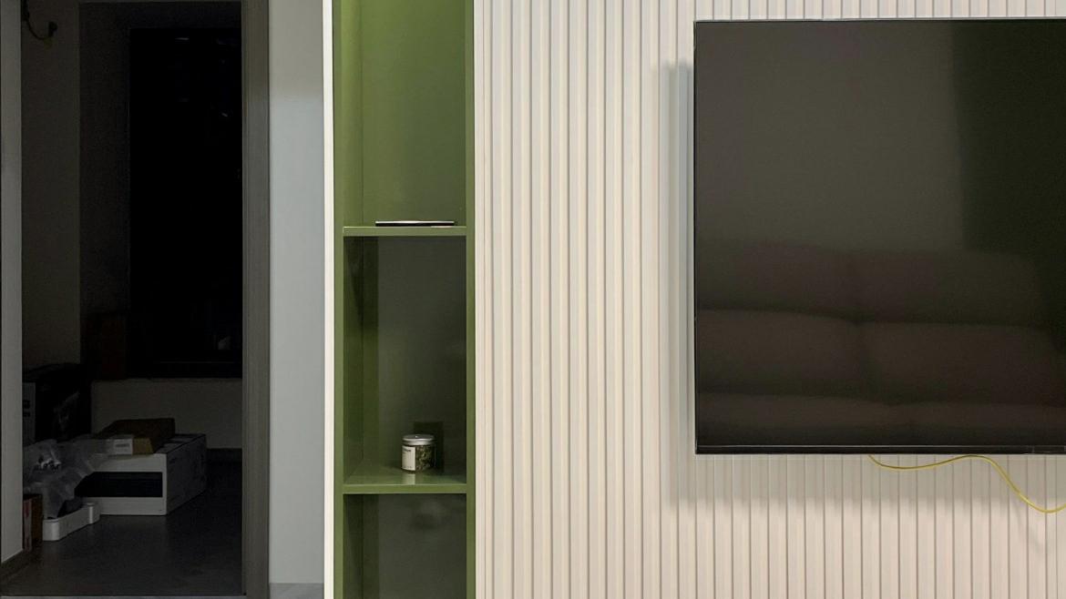 坚持找熟人装修新房，完工后效果简单又耐看，一家人都很满意！