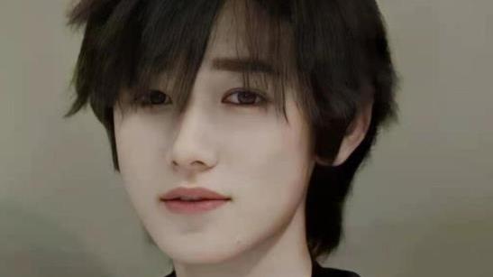 宋亚轩|女团成员神似宋亚轩，笑起来与小宋如出一辙，刘耀文未必能分清