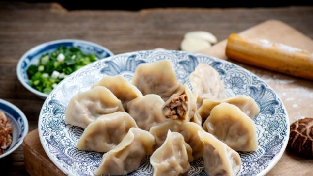 饺子|不管调什么肉馅，牢记“4放2不放”，肉馅鲜嫩多汁，越吃越解馋