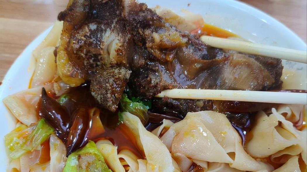 发糕|天津面馆开业不到2个月，干趴整条街，日卖600碗有人跑60公里来吃