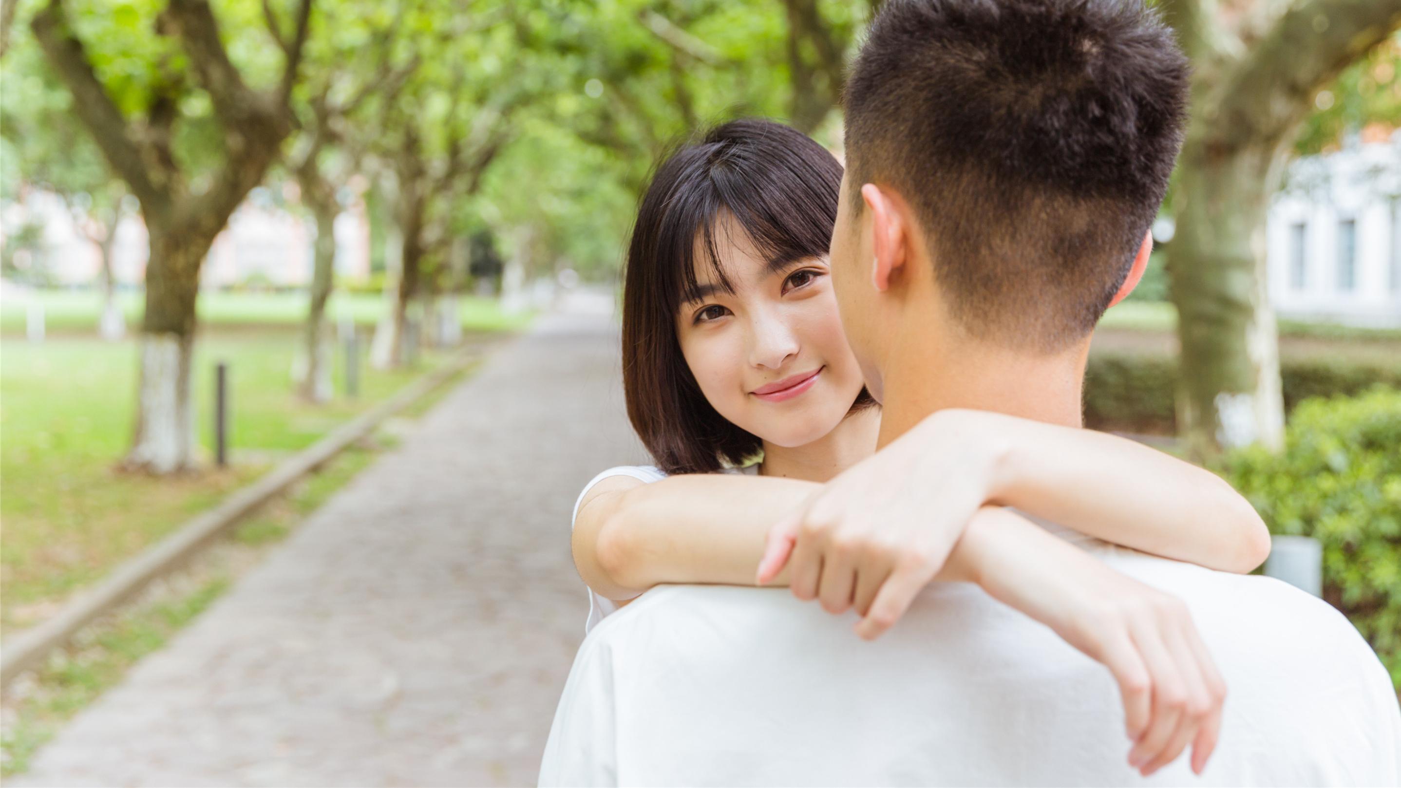 心理学 心理学：快速吃定一个男人，聪明女人都喜欢用这三招
