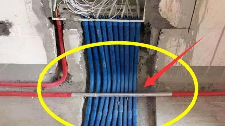 电线包锡纸，是保护电线，还是屏蔽信号？很多“老实人”都不懂