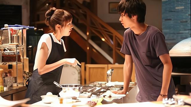 作者无笔|“我替我哥教育你”，小姑子一巴掌打醒女人，丈夫全家被送回农门
