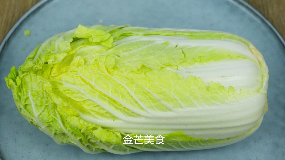酸辣粉|保存大白菜直接放地上就错了，60岁奶奶教你3招，放一冬天也不坏