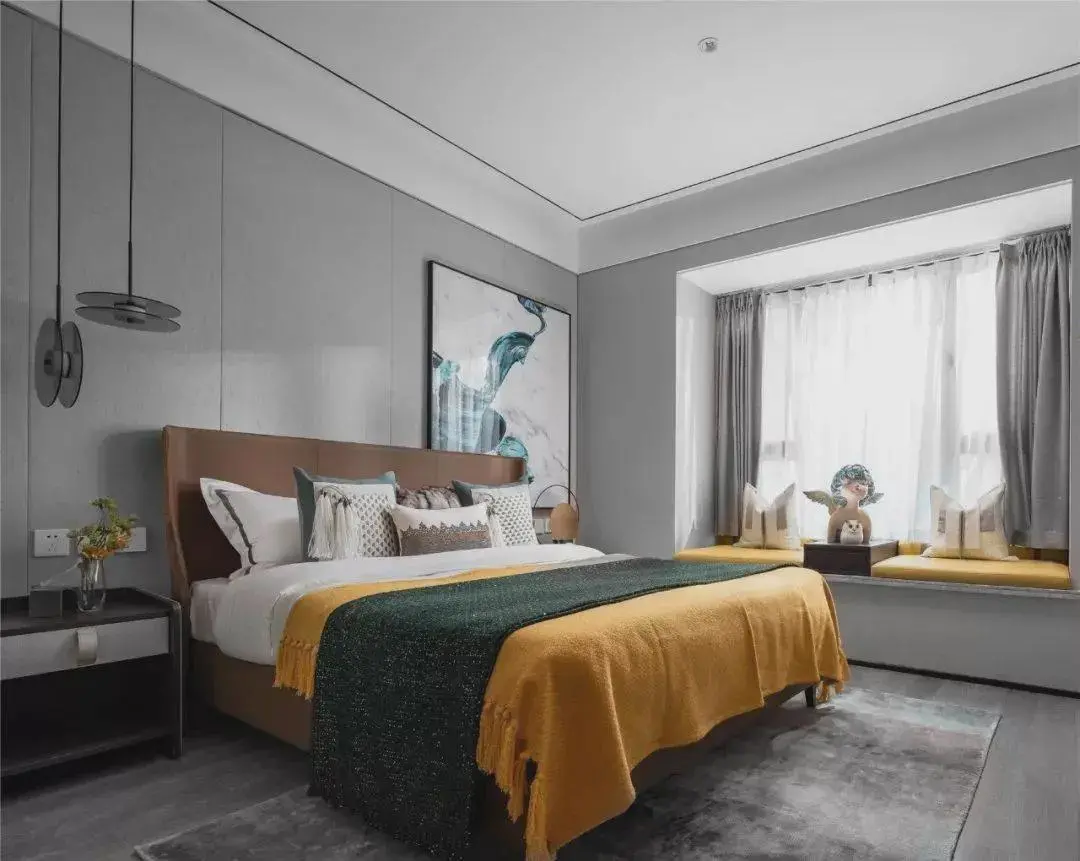 90㎡高级灰新房，软装配色超赞，一入门就被吸引！