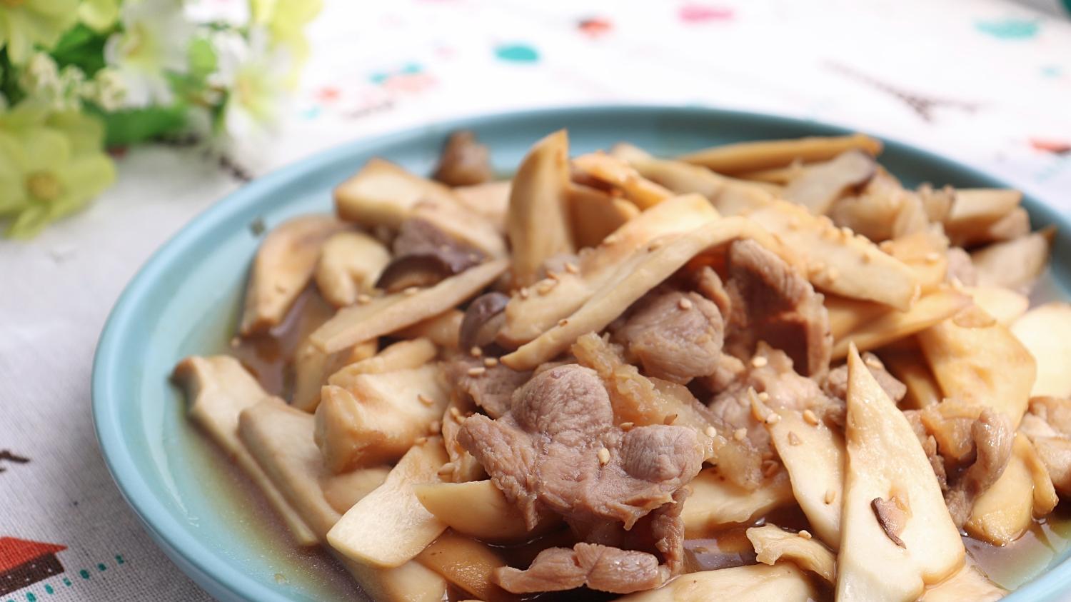 杏鲍菇|用鸡汁来做杏鲍菇，鲜上加鲜，美味加倍，做法一点也不难