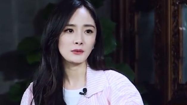 张一山|杨幂旗下又出一位红人，五年前站在杨洋身边，我就发现他的颜值了