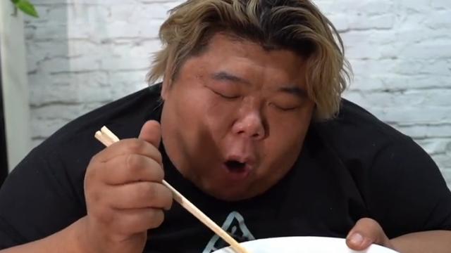 胖猴仔被点名“警告”，终于开始吃素，减肥之路任重而道远