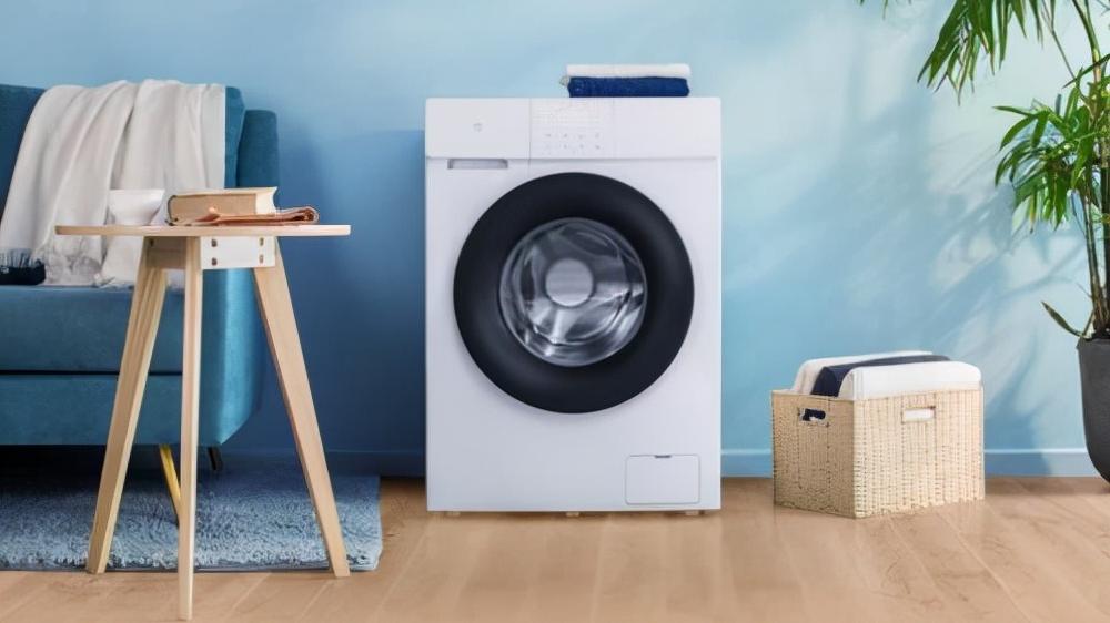 洗衣服只知道倒洗衣液？错了！教你这么做，旧衣服焕然一新