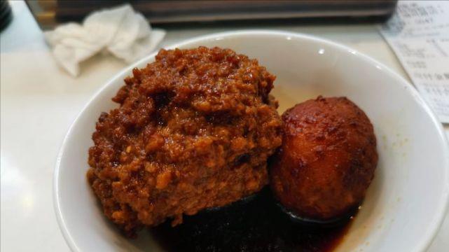 面包|上海最有争议的小吃店，一碗饭卖19元，来晚还吃不上