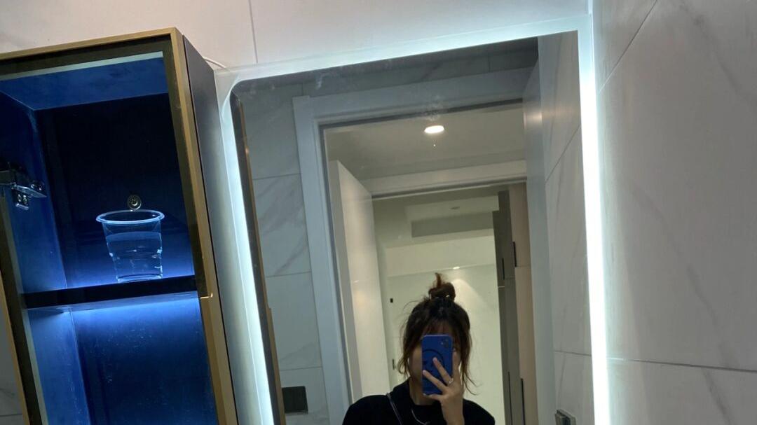 小家正式装修完工，不做电视墙，打扫干净看着很舒服，特别满意！