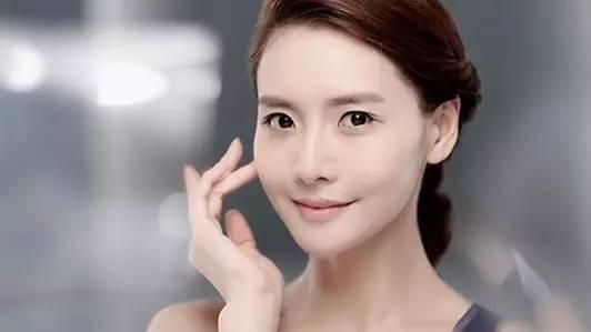 洗面奶 敏感干皮补水用什么洗面奶好 平价的氨基酸补水洗面奶盘点