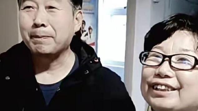 杜新枝|杜新枝直播解答4个问题，讽刺许敏出身高贵，否认患病坑惨了弟弟