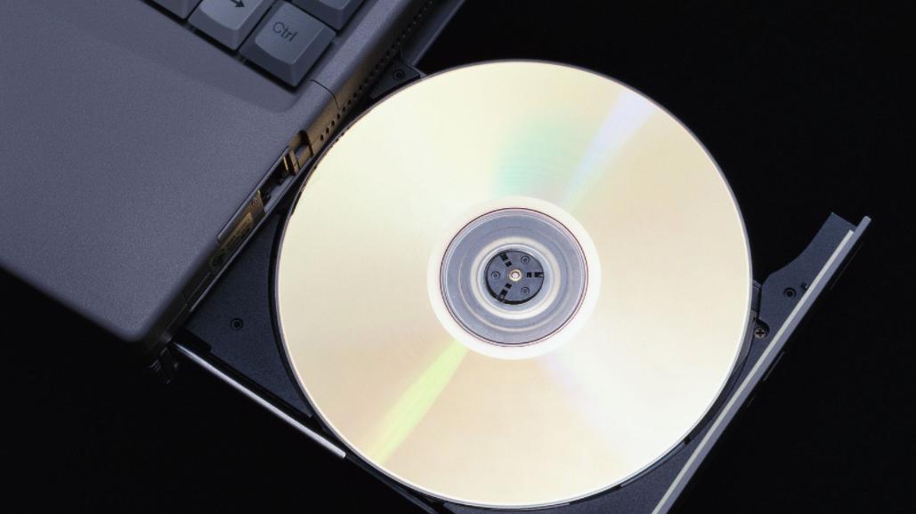 主板|曾是主板标配附件，如今被取消，网友不喷反赞：早该如此