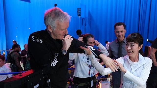 詹姆斯·卡梅隆|《阿凡达2》定档，中国美女演员加盟，詹姆斯卡梅隆小套路真深