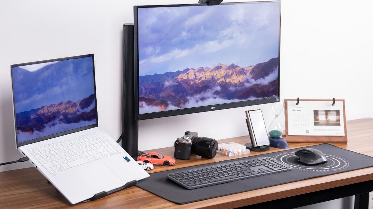 英特尔|办公总是腰酸背痛？看看这几款显示器或许让你更舒服