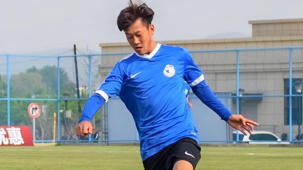 大连|大连人队四将上调一线队？U19队长面对恒大曾取得帽子戏法！