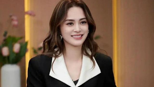 阿娇|摄影师对阿娇说：“你是我见过最美的一个盛世美颜！”