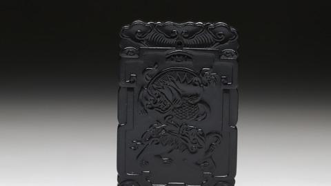 和田玉籽料|回流 舊藏和田玉籽料“老提油 狮子舞绣球 ”子冈牌