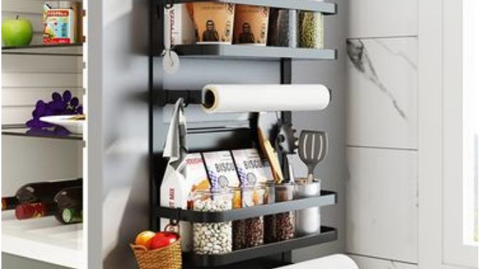 小厨房就注定杂乱？掌握收纳和清洁技巧，让厨房不再“脏乱差”