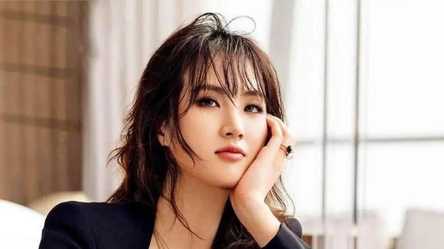 姚安娜|富二代姚安娜，本想低调现身蘑菇屋，一不小心，暴露了小公主的心思