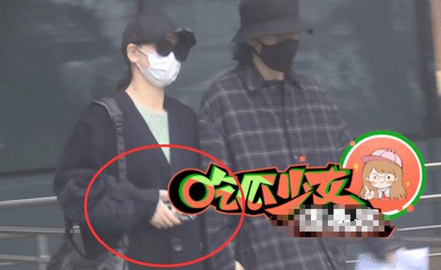 戚薇|戚薇到医院做检查疑怀二胎！小腹隆起体型圆润，被李承铉细心呵护