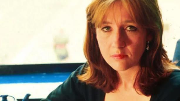 J.K.罗琳|华纳选择与JK罗琳合作，而非艾玛沃特森等跨性别支持者，这不意外