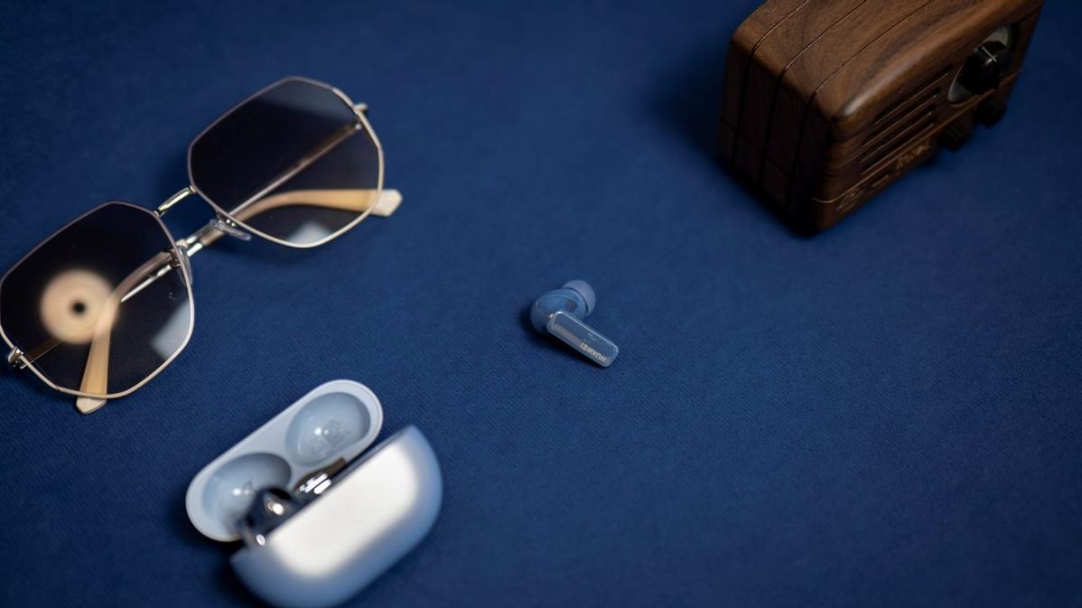 华为|华为FreeBudsPro2深度评测：TWS耳机音质天花板，智慧降噪太好用