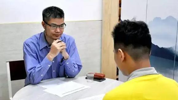 黎明职业大学|老板6千块想招博士，理由叫人无言以对，不尊重人才早晚可能吃亏