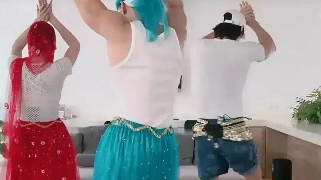 舒淇|刘畊宏热度下降：与张伦硕一起跳蛇舞，穿奇装异服被指跳操变味