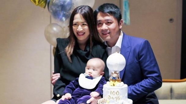 TVB|前TVB小花岑杏贤开心分享儿子多张萌照：眼睛不能从儿子身上移开