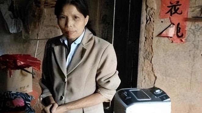 学霸|高考692分的学霸，因报考“这个专业”找不到好工作，沦为低保户