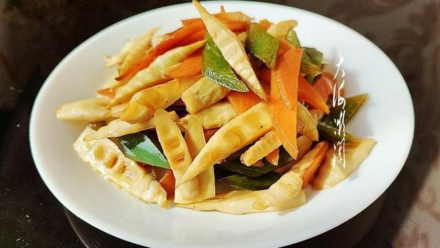 春天轻断食，遇到这菜别手软，低卡又润肠，一周至少吃2次